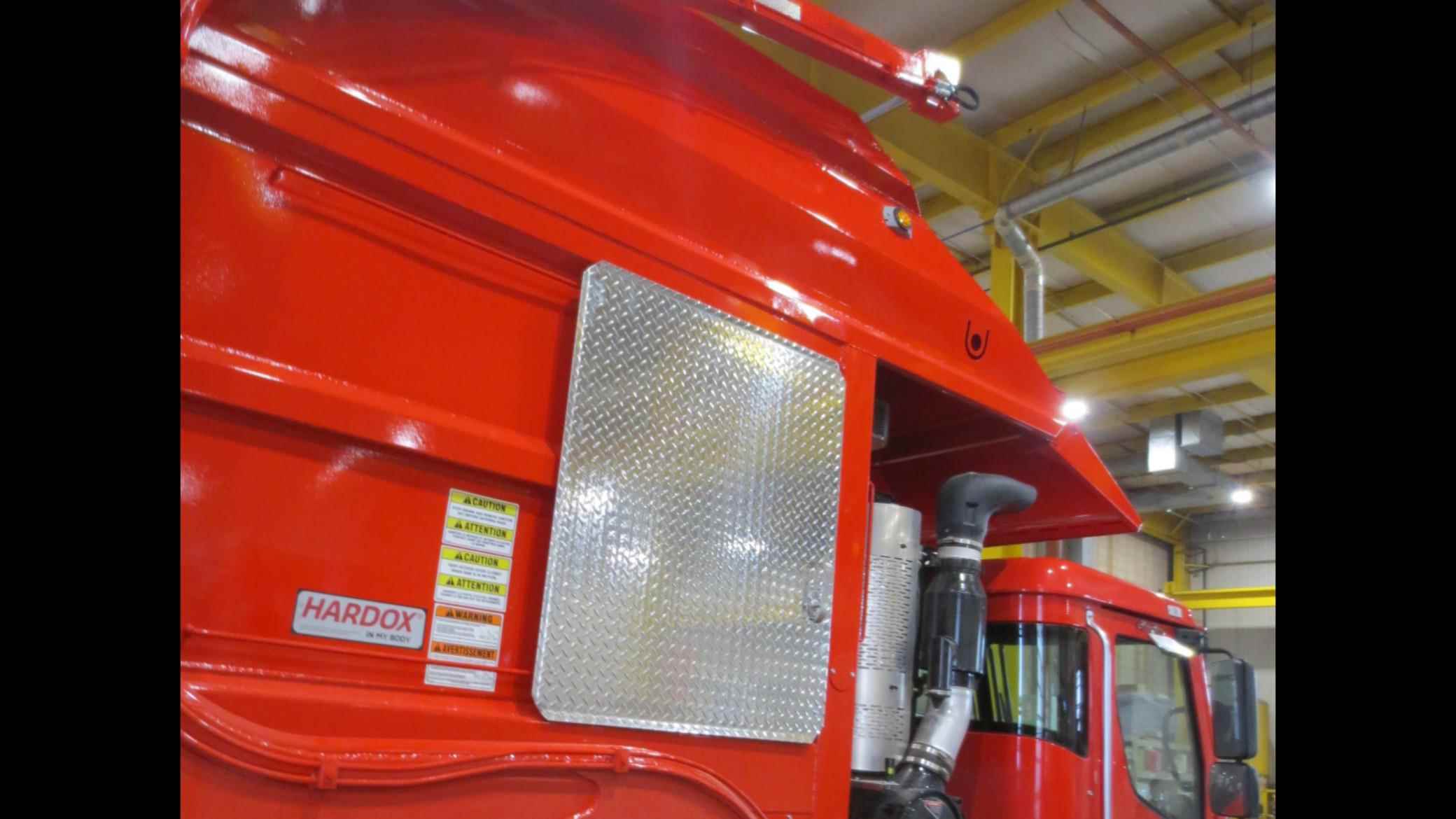 UHE-RD: 40 YARD LIGHTWEIGHT FRONT END LOADER
